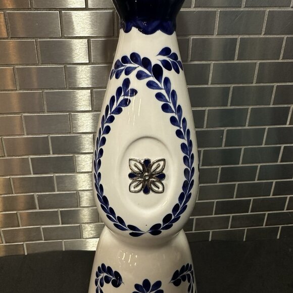 Clase Azul Reposado Empty Tequila Bottle 750ml Hand Painted Decanter Logo Agave - Picture 3 of 11